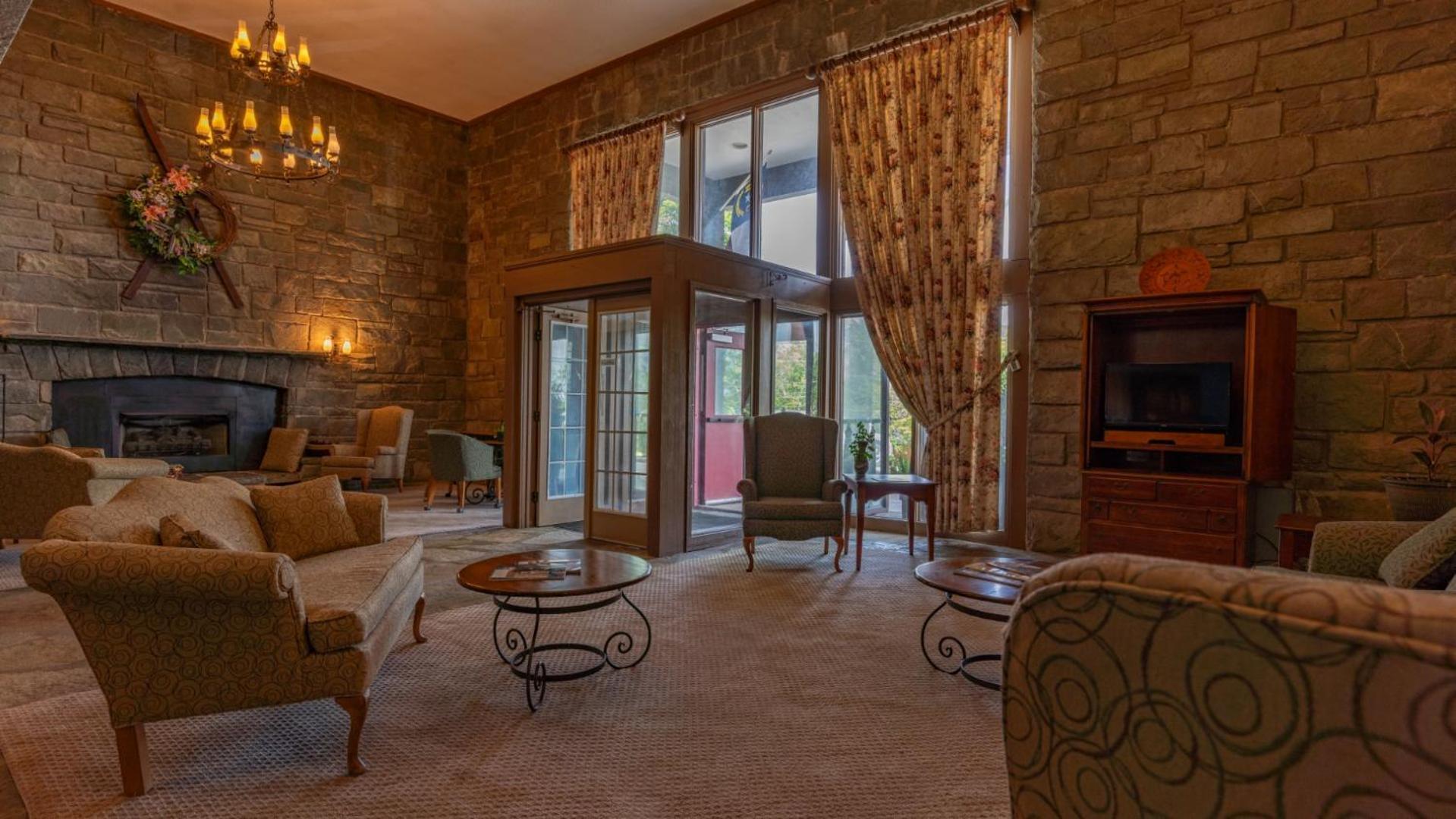 4 Seasons At Beech Mountain Hotell Exteriör bild