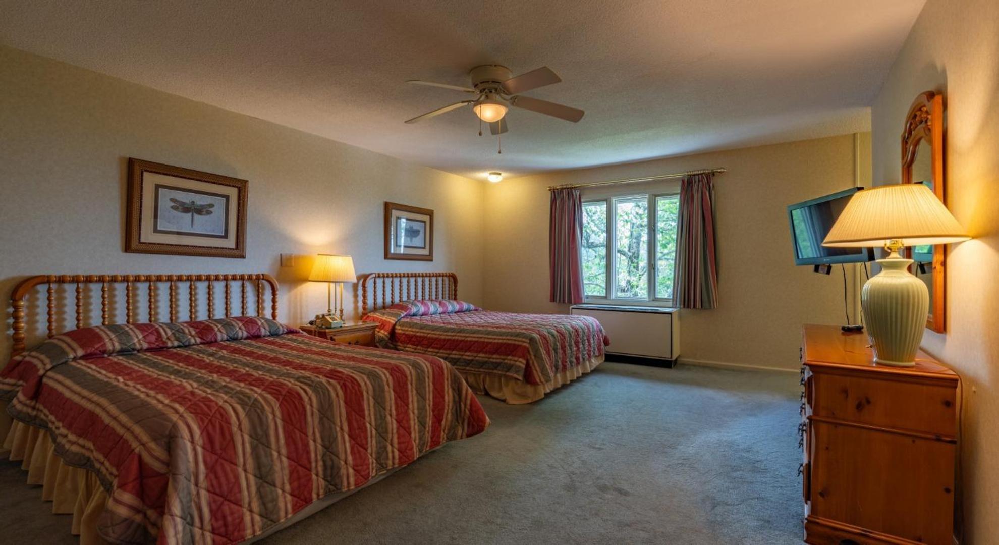 4 Seasons At Beech Mountain Hotell Rum bild
