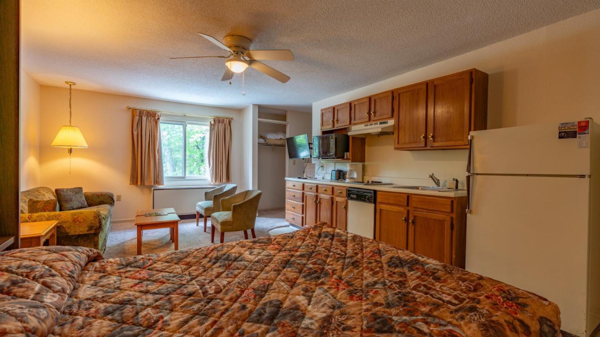 4 Seasons At Beech Mountain Hotell Rum bild